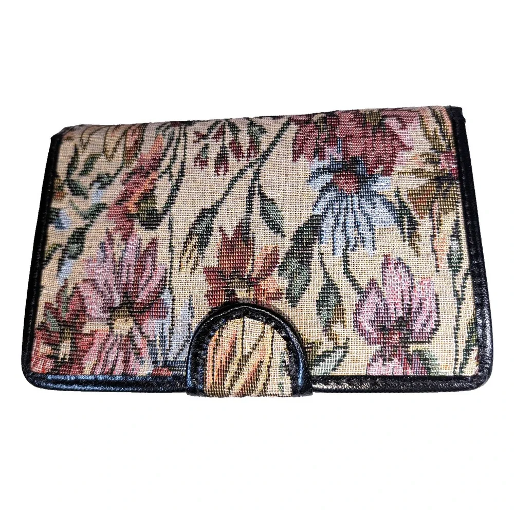 Canvas Floral Neegle Point Travel Pill Keeper 8 Days VTG 4Xper day Discreet
